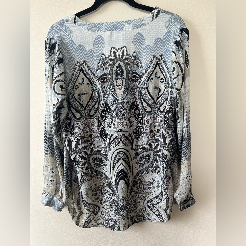 Rose & Olive Gray Long Sleeve Paisley Blouse Women S Generous Fit Lightweight - Picture 2 of 13